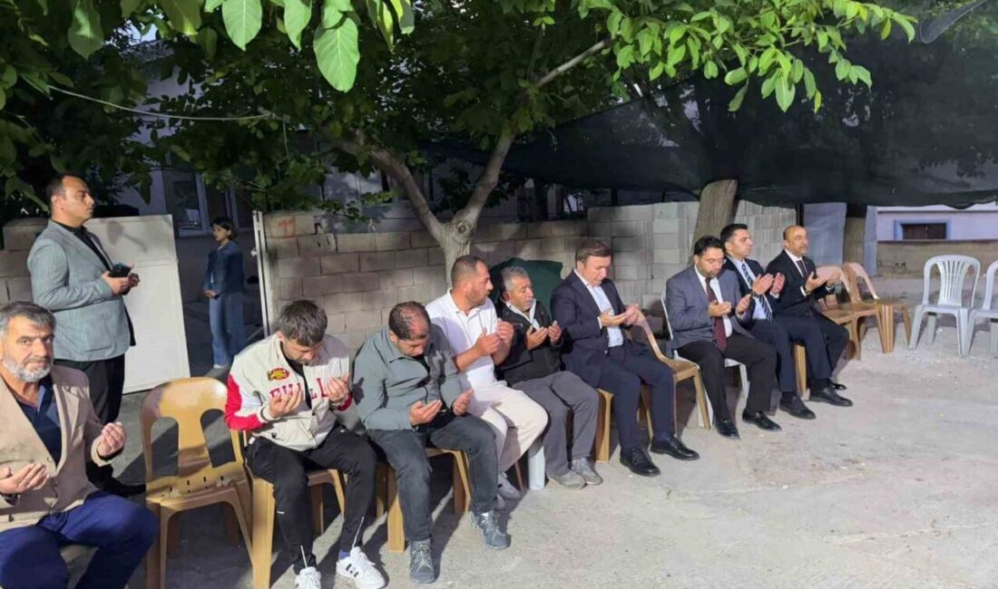 Erzincan Valisi Hamza Aydoğdu, beraberindeki birim amirleriyle birlikte, önceki gün