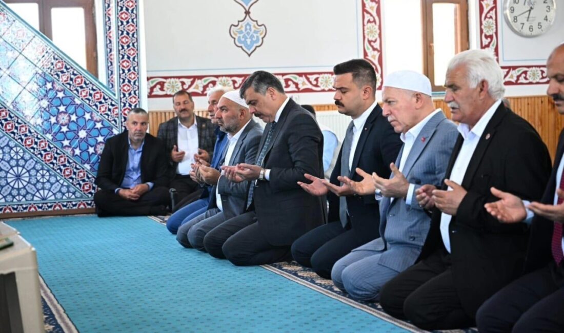 Erzurum Valisi Mustafa Çiftçi, Büyükşehir Belediye Başkanı Mehmet Sekmen ve