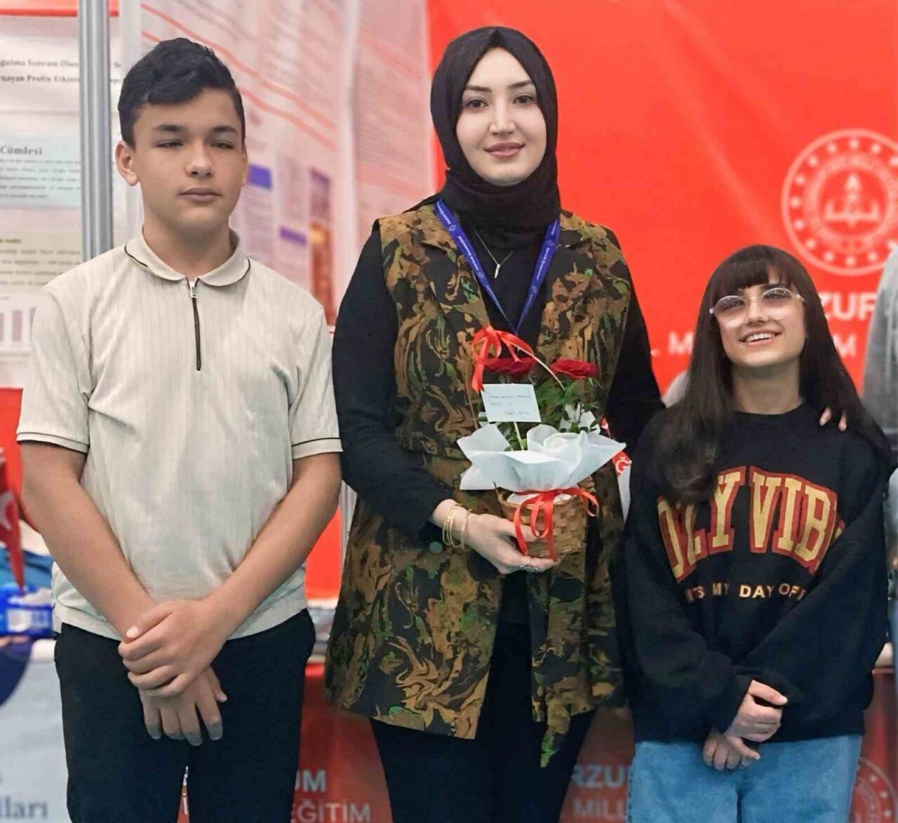 Erzurum Görme Engelliler Ortaokulu öğrencileri İrem Nur Çelik ve Sinan