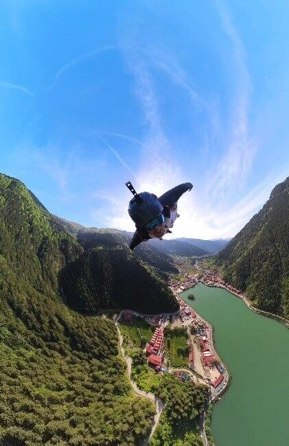 Trabzon’un Çaykara ilçesine bağlı doğal güzellikleri ile dünyaca ünlü Uzungöl’e