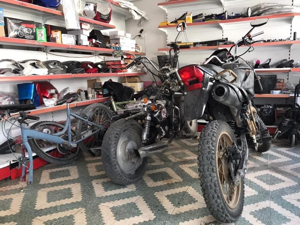 Erzincan’da uzun yıllardır motosiklet satışı ve tamiri yapan Ali Kilit,