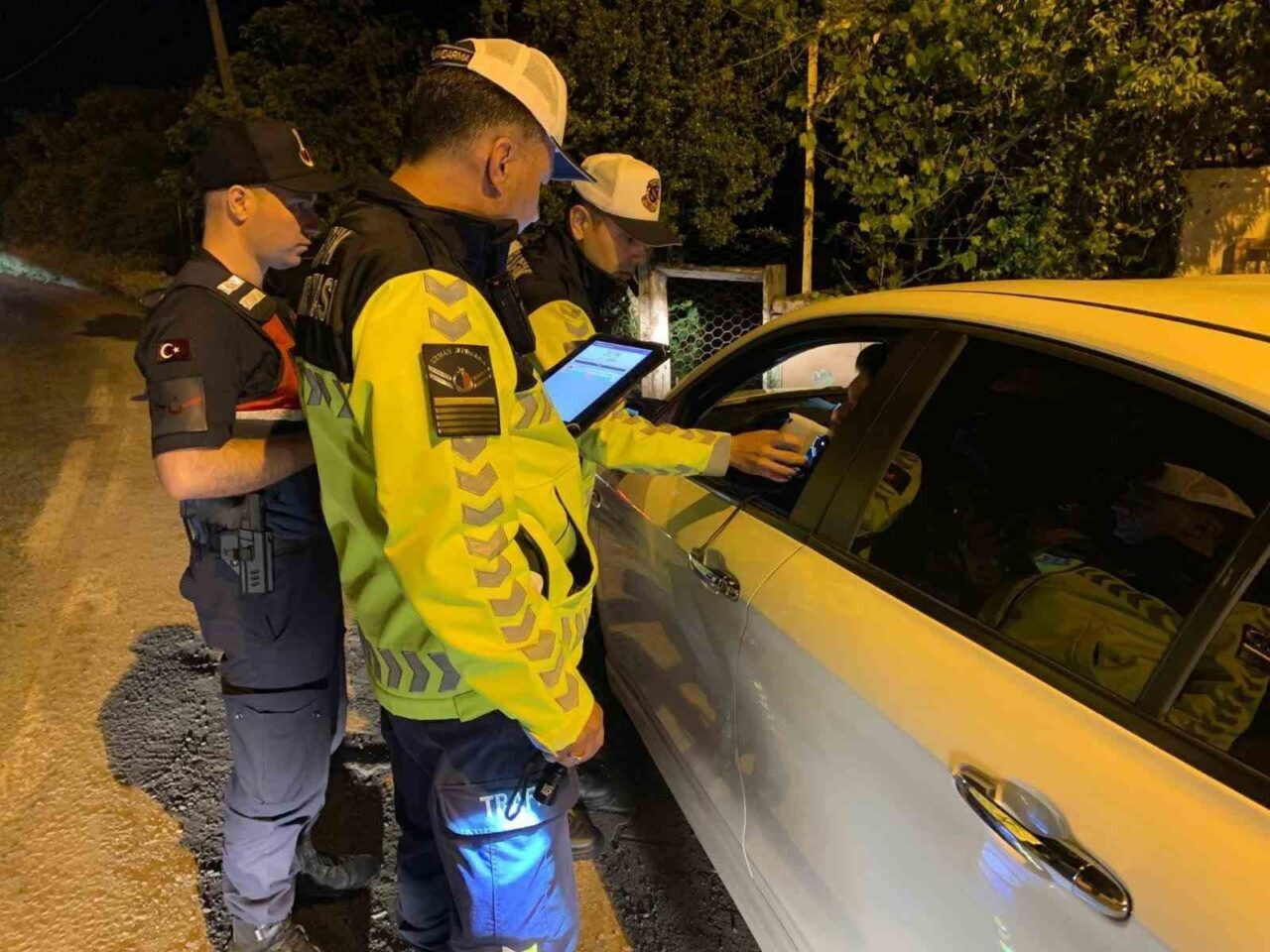 Zonguldak İl Emniyet Müdürlüğü ve İl Jandarma Komutanlığı tarafından 26
