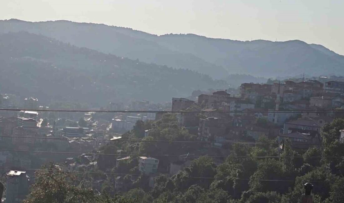 Zonguldak’ta bayram namazının ardından silah sesleri yükseldi. Kent merkezinde bayram