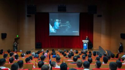 Erzincan Binali Yıldırım Üniversitesi Prof. Dr. Erdoğan Büyükkasap Kongre ve
