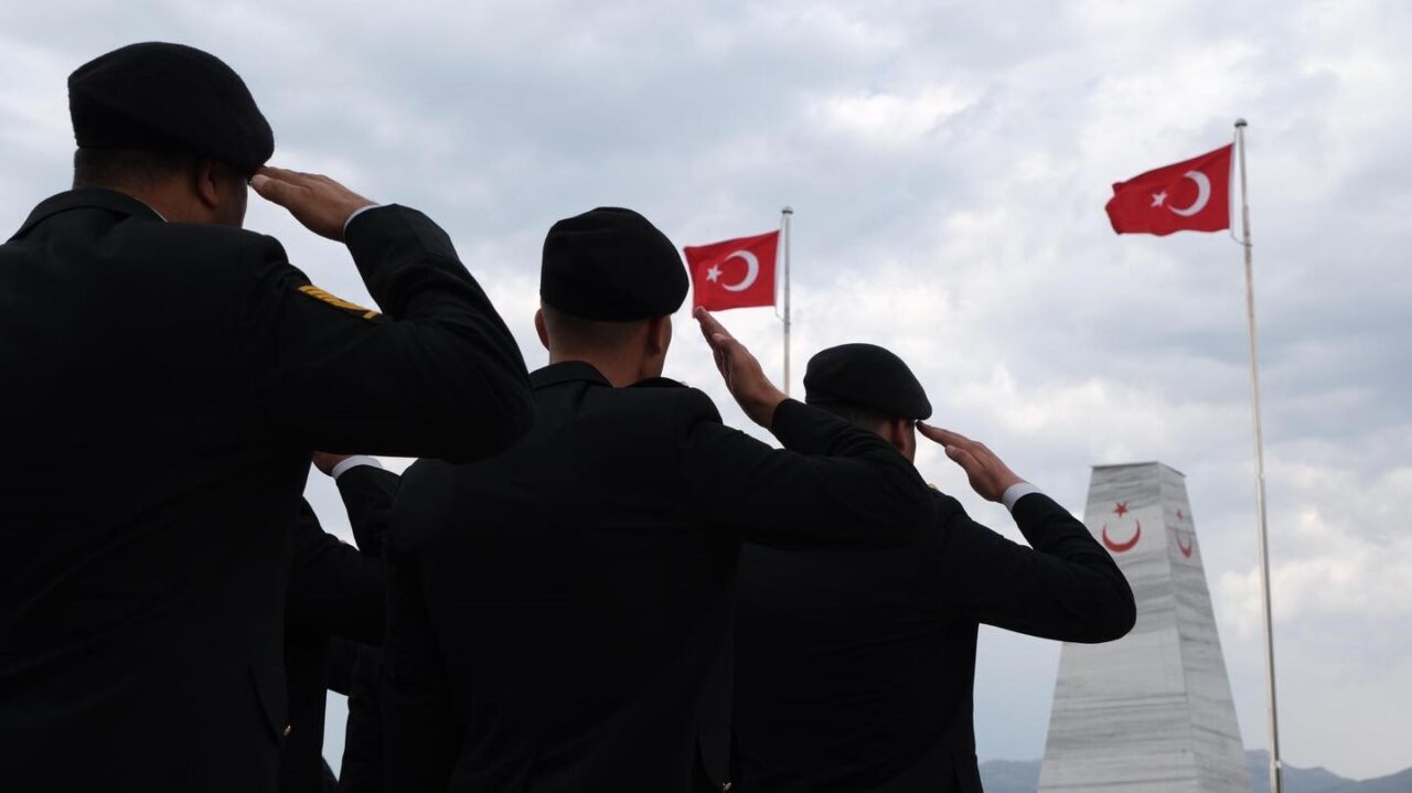 15 Temmuz Demokrasi ve Milli Birlik Günü münasebetiyle, Garnizon Şehitliğinde