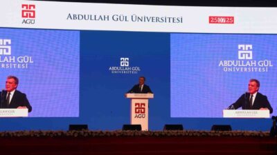 Eski Cumhurbaşkanı Abdullah Gül, “Dünya hiç görülmediği kadar kural tanımaz,