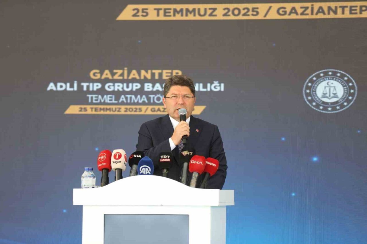 Gaziantep Adli Tıp Kurumu Grup Başkanlığı temel atma töreninde konuşan