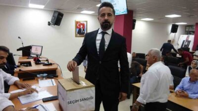 Adıyaman Belediye Meclisi, Başkan Vekilliği seçimini tek turda tamamladı. 31
