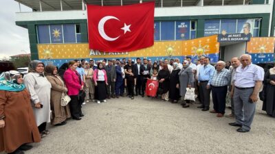 AK Parti Ağrı İl Başkanı İlhami Yıldız, partisinin il başkanlığında