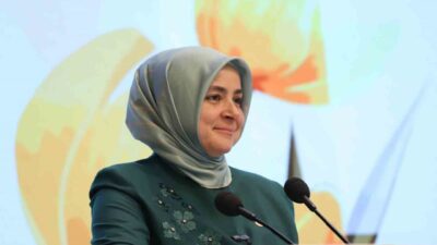 Ankara’da AK Parti Kadın Kolları tarafından düzenlenen ‘Kadın Kolları Liderlik