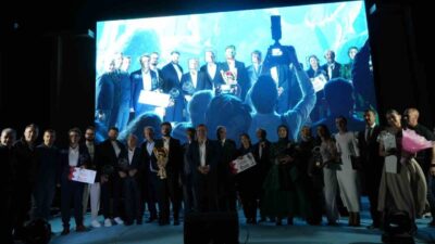 Erzincan’da düzenlenen Canlı Sesler Ses Yarışmasında final coşkusu yaşandı. Erzincan’ın