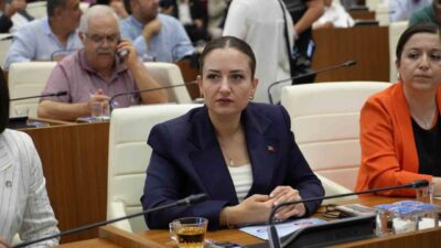 Antalya Büyükşehir Belediye Meclisi, tutuklanan Muhittin Böcek’in yerine başkan vekilini