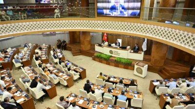 Rüşvet soruşturması çerçevesinde tutuklanan Antalya Büyükşehir Belediye Başkanı Muhittin Böcek’in