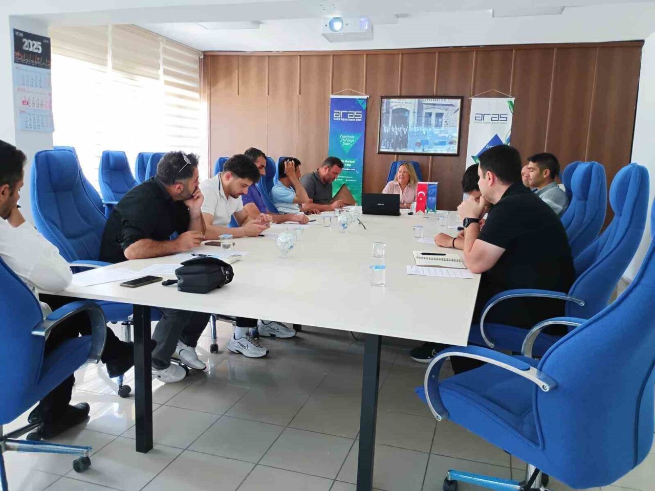 Aras Elektrik Dağıtım A.Ş., tüketici memnuniyetini artırmak, çalışan yetkinliğini geliştirmek