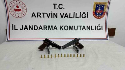 Artvin’in Borçka ilçesinde silah seslerinin duyulması üzerine harekete geçen jandarma