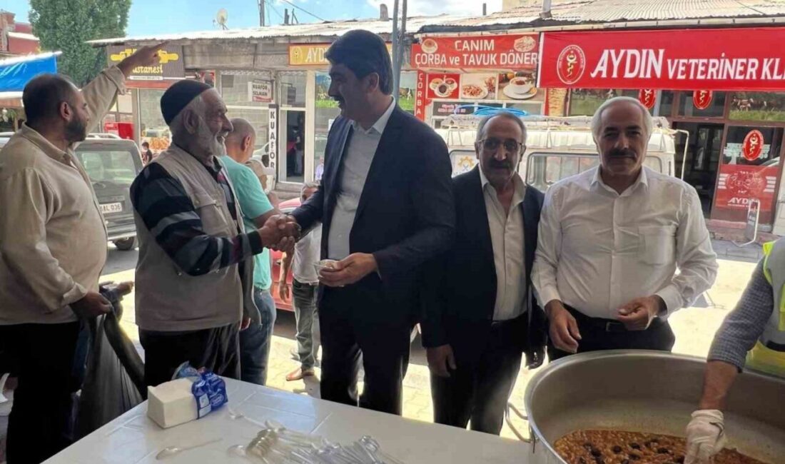 Aşkale Belediyesi geleneksel hale getirdiği aşure dağıtımını bu yılda Hicri