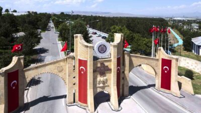 Yükseköğretim Kurulu (YÖK) tarafından hazırlanan 2024 Üniversite İzleme ve Değerlendirme