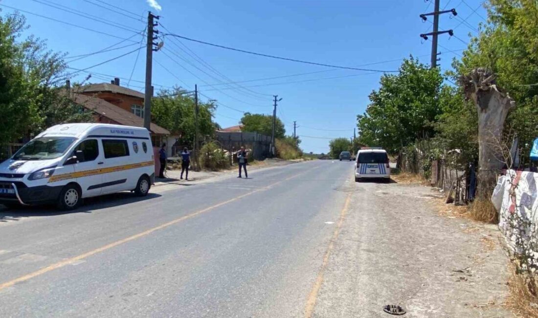Kocaeli’nin Kandıra ilçesinde, sokakta husumetlilerine ateş açan zanlı veya zanlılar