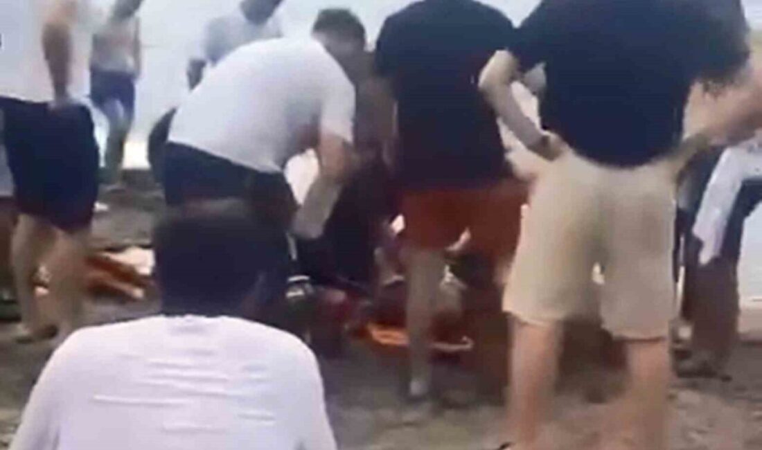 Ordu’nun Fatsa ilçesine bağlı Bolaman Mahallesi’nde denizde boğulma tehlikesi geçiren