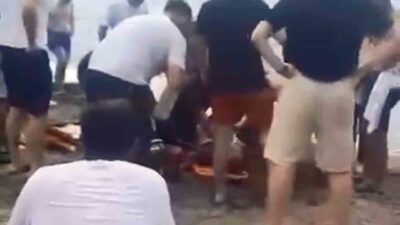 Ordu’nun Fatsa ilçesine bağlı Bolaman Mahallesi’nde denizde boğulma tehlikesi geçiren