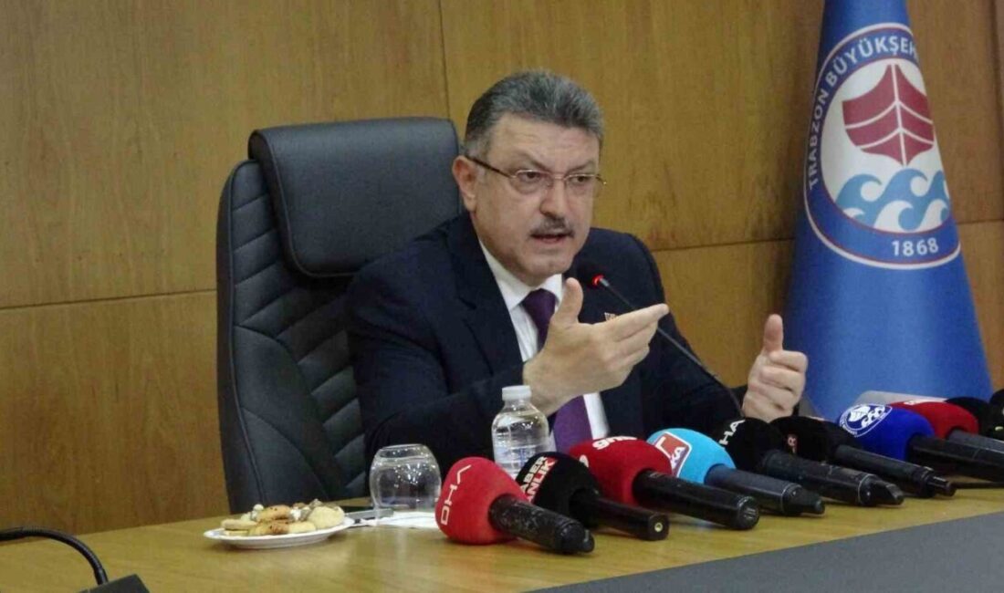 Trabzon Büyükşehir Belediye Başkanı Ahmet Metin Genç, Cumhuriyet Halk Partisi