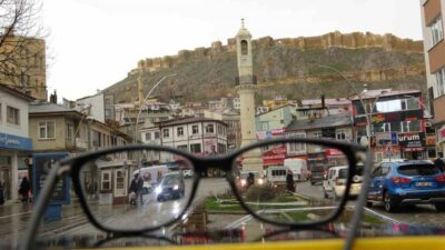 Bayburt’ta sağanak ve gök gürültülü sağanak yağış bekleniyor. Meteoroloji 12.