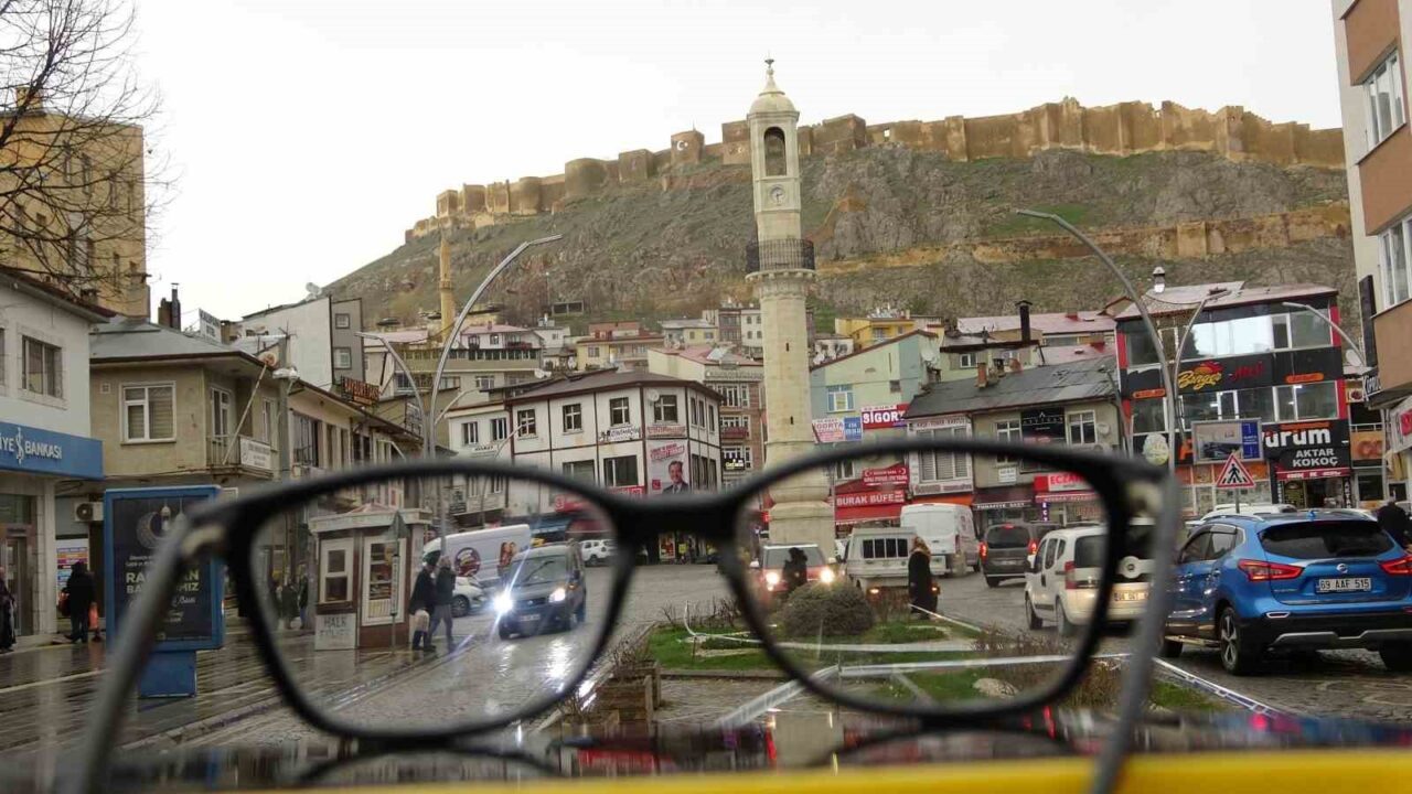 Bayburt’ta sağanak ve gök gürültülü sağanak yağış bekleniyor. Meteoroloji 12.