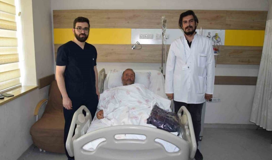 4 yıldır kalp yetersizliğiyle mücadele eden 57 yaşındaki bir hastaya,