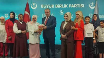 Büyük Birlik Partisi (BBP) Genel Başkanı Mustafa Destici, “Biz biriz.