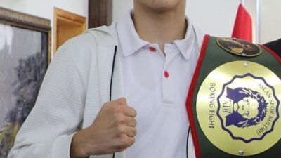 Bayburtlu milli sporcu Bedirhan Akburak, Balkan şampiyonu oldu. Akburak, finalde