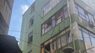 Beyoğlu’nda bir işyerindeki tüpün patladığı anın yeni görüntüleri ortaya çıktı.