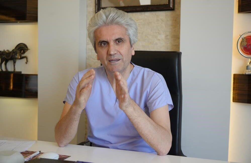 SAMSUN (İHA) – Estetik Plastik Cerrahi Uzmanı Prof. Dr. Hayati