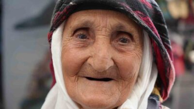 Erzincan’da pazartesi günleri kurulan ve köylerden gelen vatandaşların daha çok