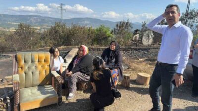 Cumhuriyet Halk Partisi Genel Başkan Yardımcı Erhan Adem, yangın bölgesine