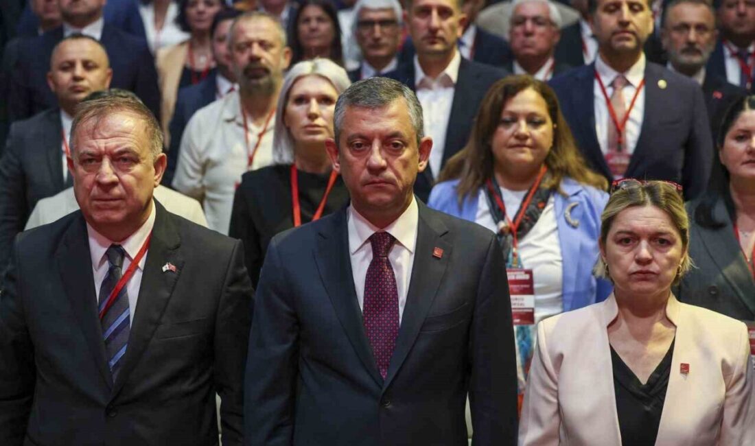 Cumhuriyet Halk Partisi (CHP) Genel Başkanı Özgür Özel, parti genel