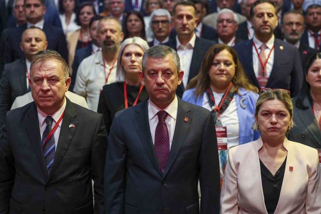 Cumhuriyet Halk Partisi (CHP) Genel Başkanı Özgür Özel, parti genel
