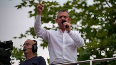 CHP Genel Başkanı Özgür Özel, “Toprağın ve emeğin maliyeti 200