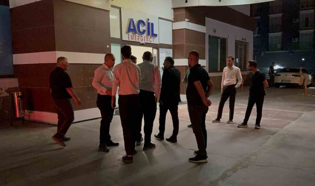 CHP Grup Başkanvekili Murat Emir, Adıyaman Belediye Başkanı Abdurrahman Tutdere’nin