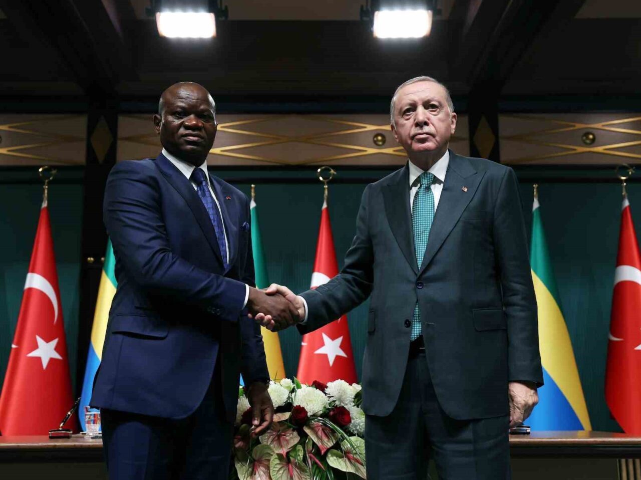 Cumhurbaşkanı Recep Tayyip Erdoğan, “Önceliğimiz Gazzeli kardeşlerimize insani yardımların ulaştırılmasıdır.