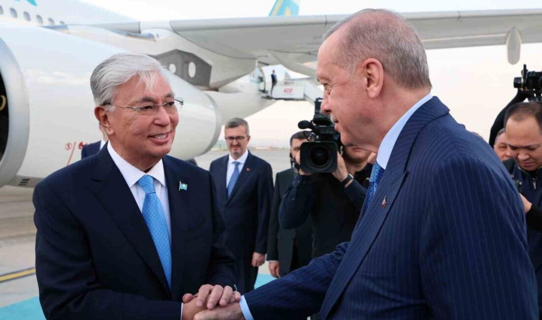 Cumhurbaşkanı Recep Tayyip Erdoğan, resmi temaslarda bulunmak üzere Türkiye’ye gelen