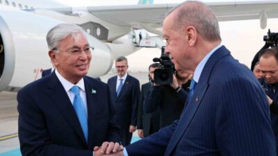 Cumhurbaşkanı Recep Tayyip Erdoğan, Kazakistan Cumhurbaşkanı Kasım Cömert Tokayev’i resmi