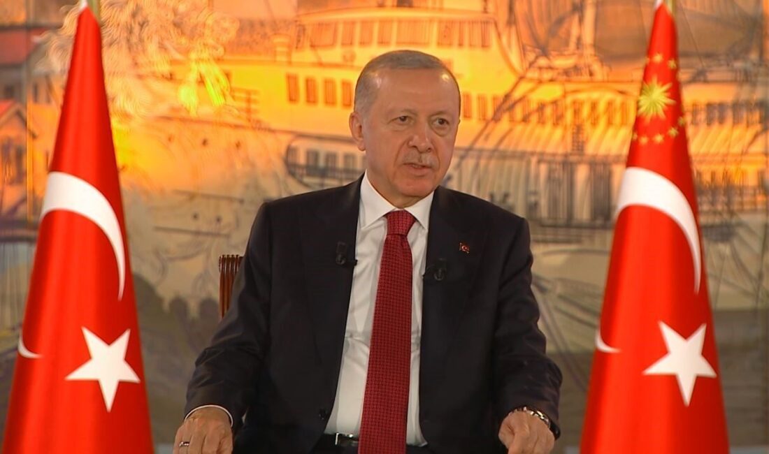 Cumhurbaşkanı Recep Tayyip Erdoğan, gençlerle buluştuğu programda, “Güçlü devletler hiç