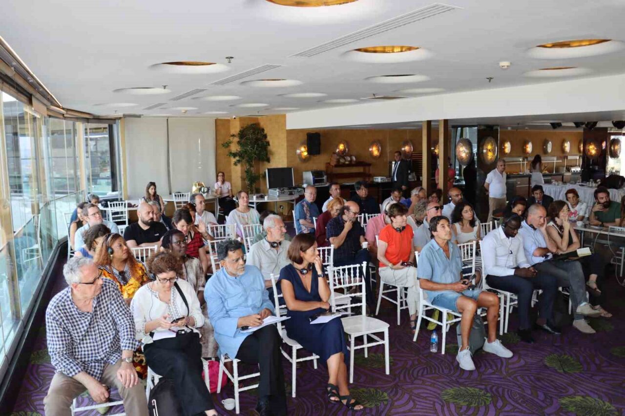 DEM Parti tarafından yapılan açıklamada, “Abdullah Öcalan ile görüşmek için