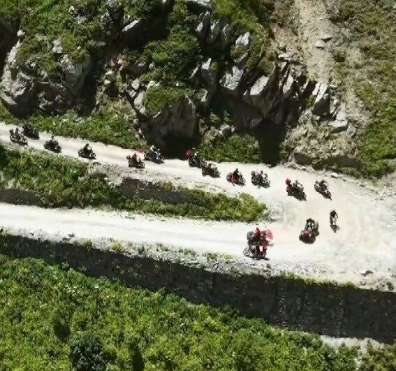 Trabzon ile Bayburt arasındaki 3 bin 500 metre yükseklikte yer