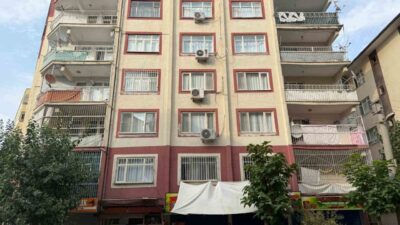 Diyarbakır’ın merkez Yenişehir ilçesinde 6 Şubat 2023 Kahramanmaraş merkezli depremlerde