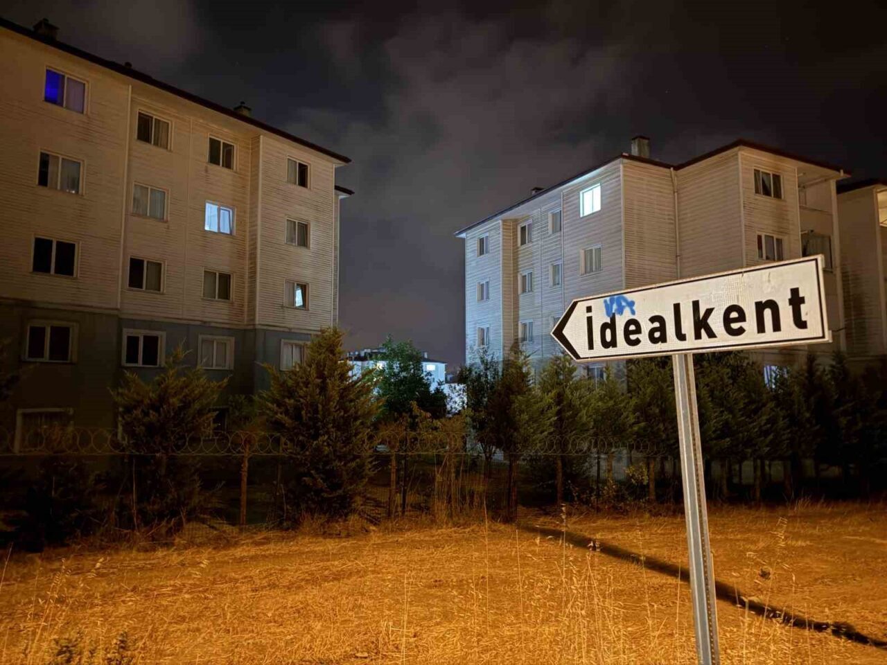 Sakarya’nın Adapazarı ilçesinde bulunan bir site içindeki dairede doğal gaz