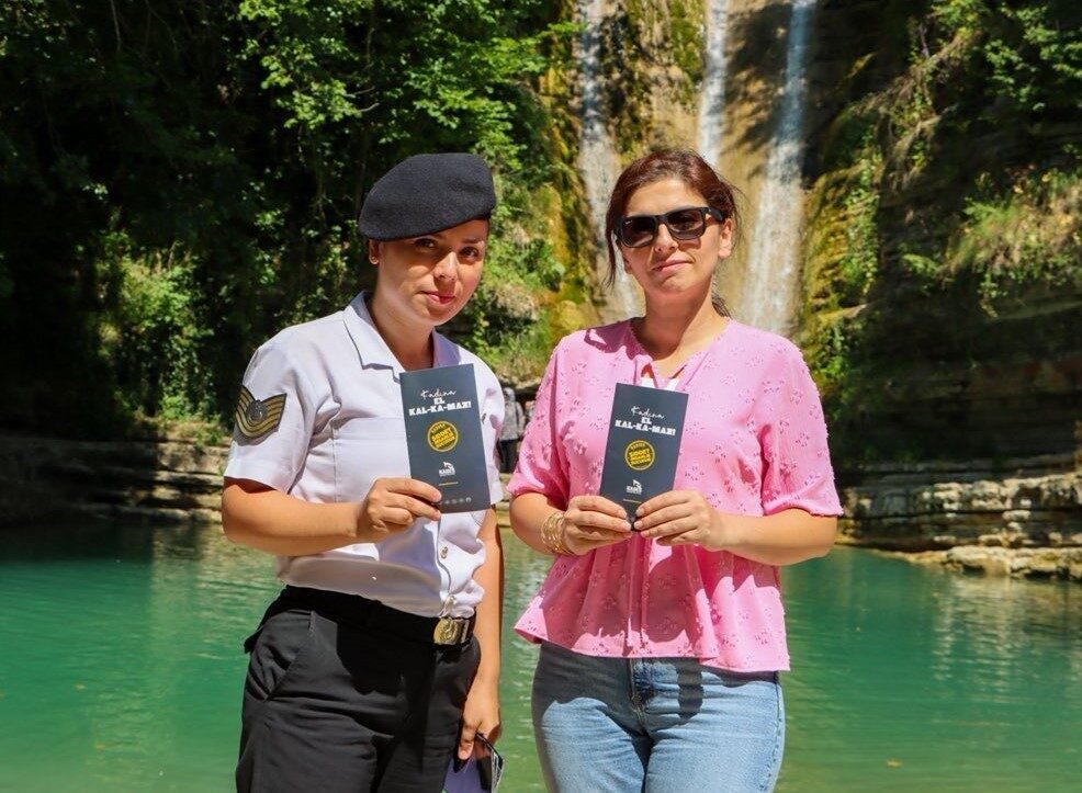 Sinop İl Jandarma Komutanlığı, Erfelek Şelaleleri’ni ziyaret eden vatandaşlara Kadın