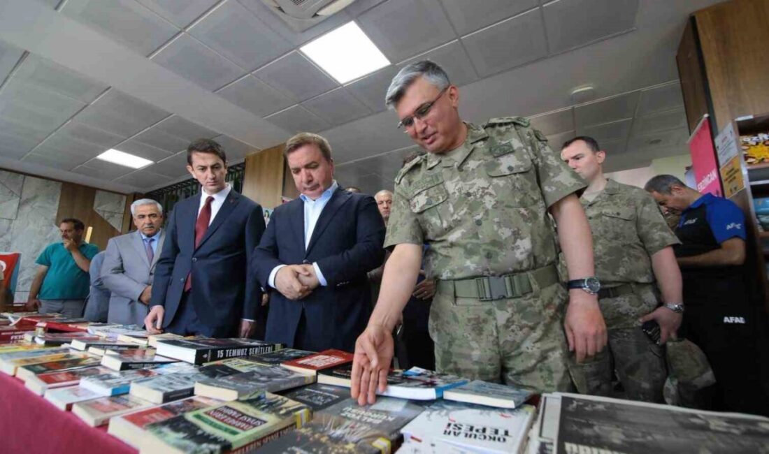 Erzincan’da 15 Temmuz Demokrasi ve Milli Birlik Günü kapsamında Kitap