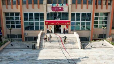 Erzincan Belediyesi ana hizmet binasında, afetlere karşı hazırlıklı olunması amacıyla