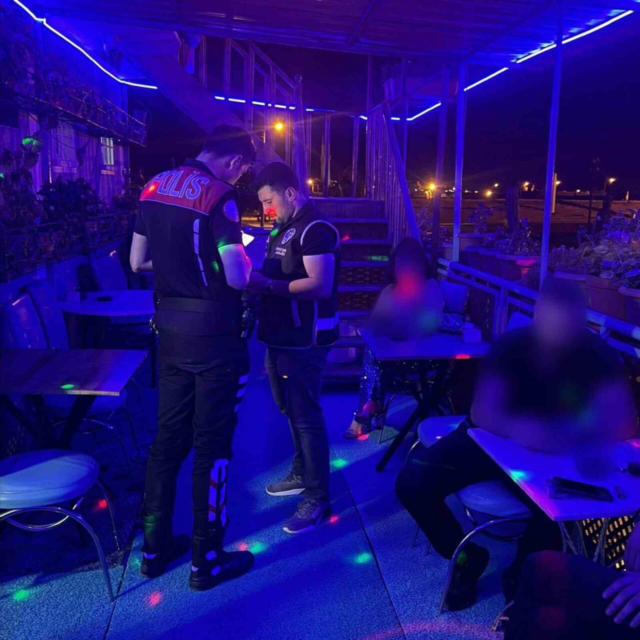 Erzincan’da 14 ekip, 46 polisin katılımıyla huzur uygulaması gerçekleştirildi. İl